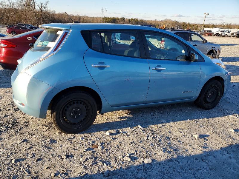 Фото 3 - NISSAN LEAF