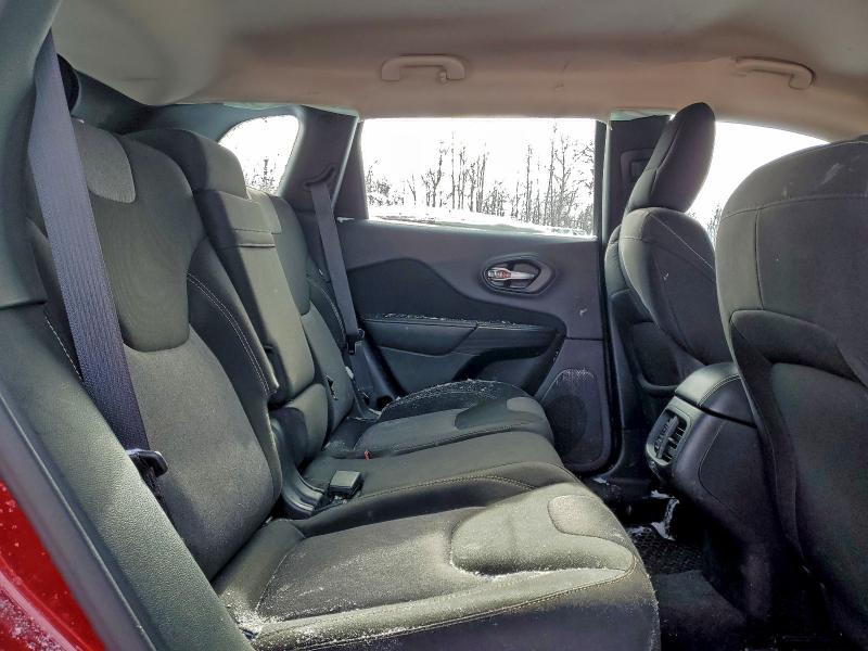 Фото 11 - JEEP GRAND CHER