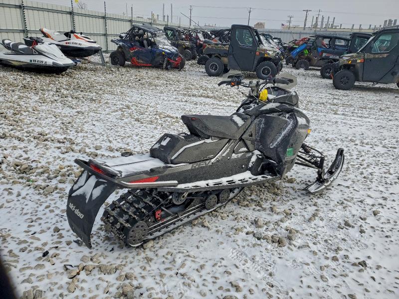 SKI-DOO SUMMIT X85 2019