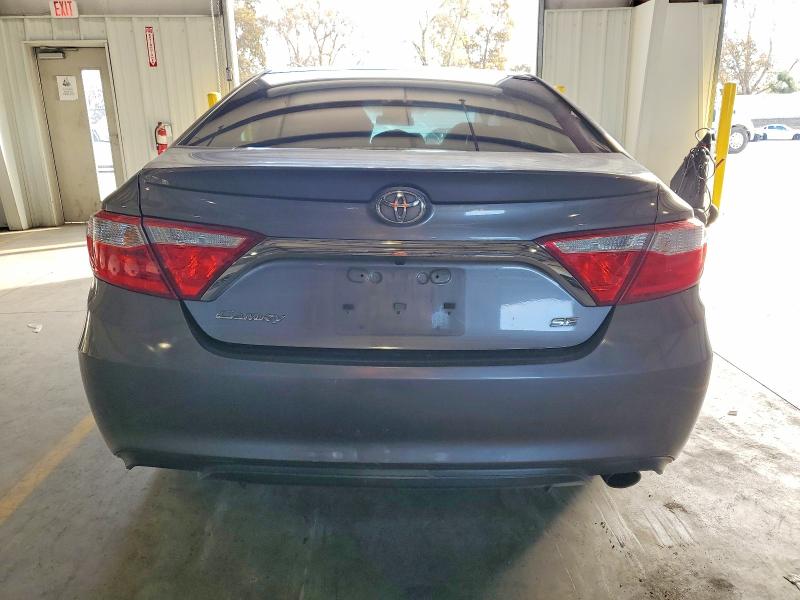 Фото 6 - TOYOTA CAMRY