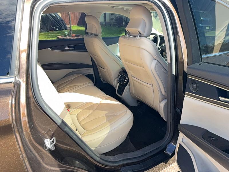 Фото 6 - LINCOLN NAUTILUS