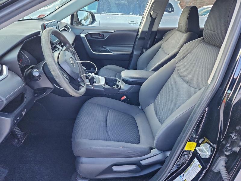 Фото 7 - TOYOTA RAV4