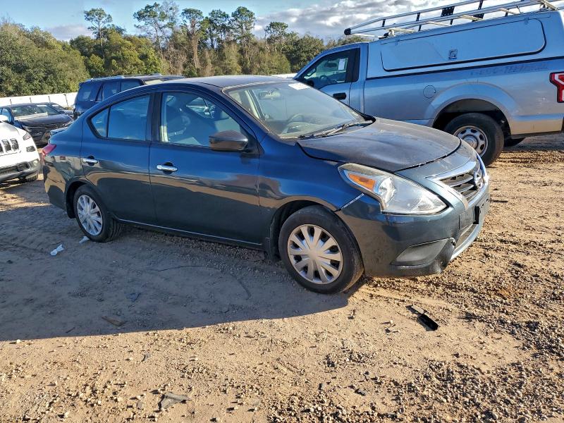 Фото 4 - NISSAN VERSA