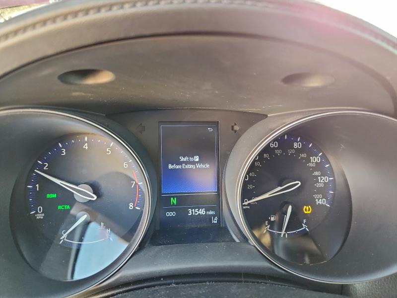 Фото 9 - TOYOTA C-HR