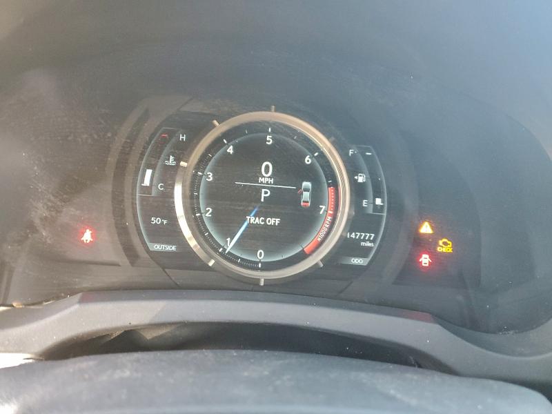 Фото 9 - LEXUS IS