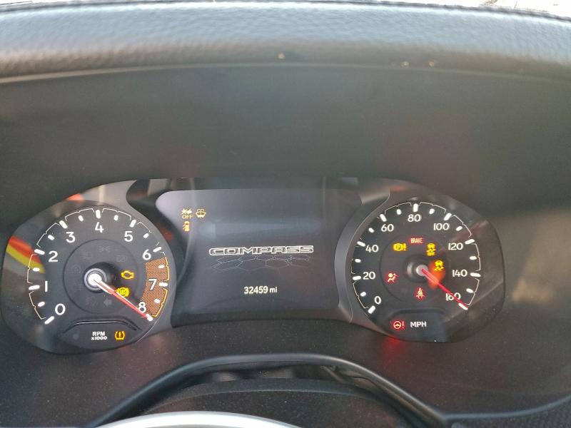 Фото 9 - JEEP COMPASS