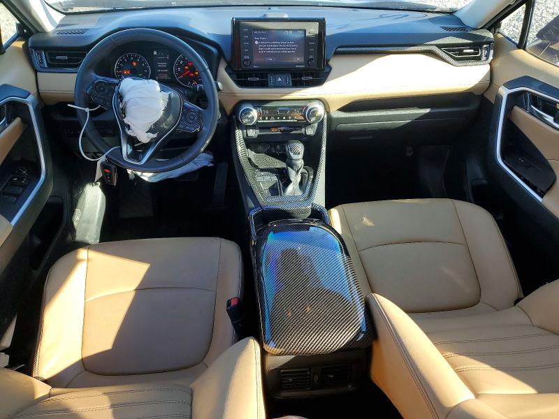 Фото 8 - TOYOTA RAV4