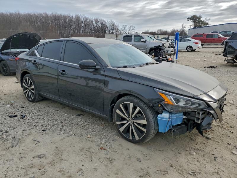 Фото 4 - NISSAN ALTIMA