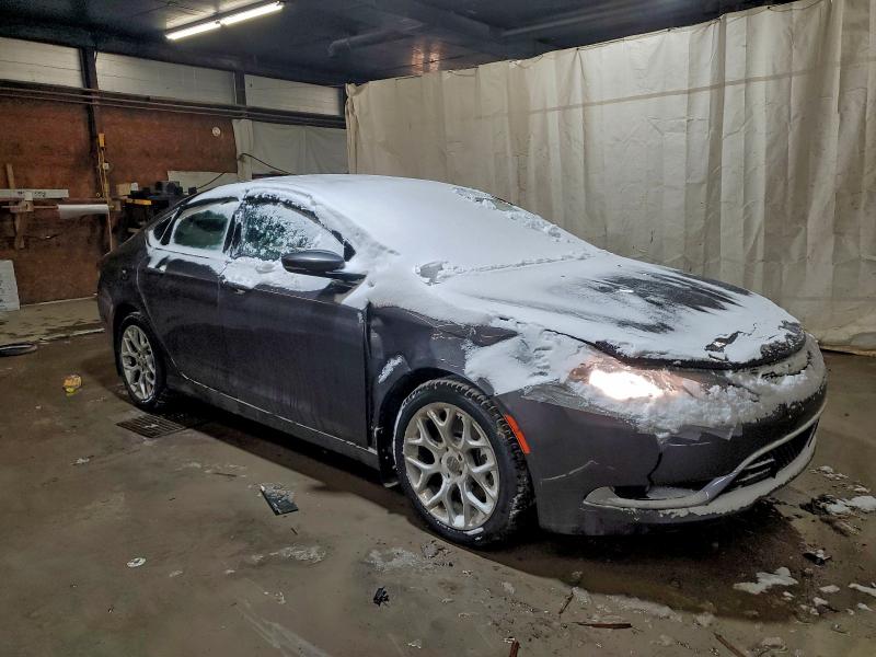 Фото 4 - CHRYSLER 200