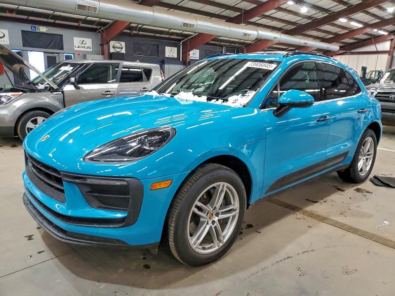 Фото 1 - PORSCHE MACAN