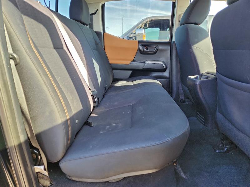 Фото 10 - TOYOTA TACOMA