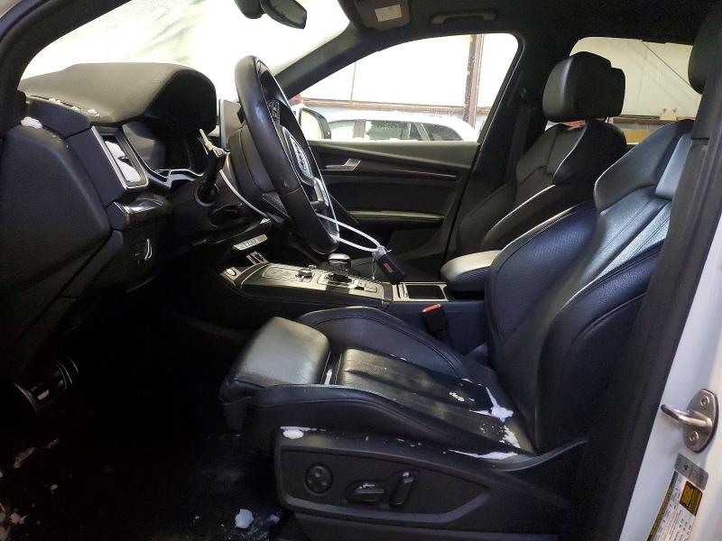 Фото 7 - AUDI SQ5