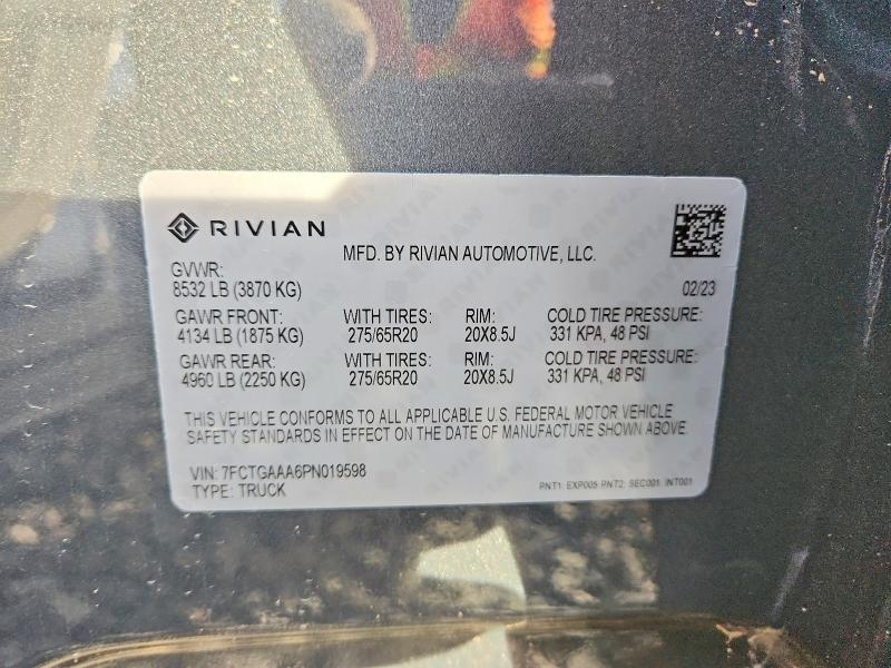 Фото 11 - RIVIAN RIT