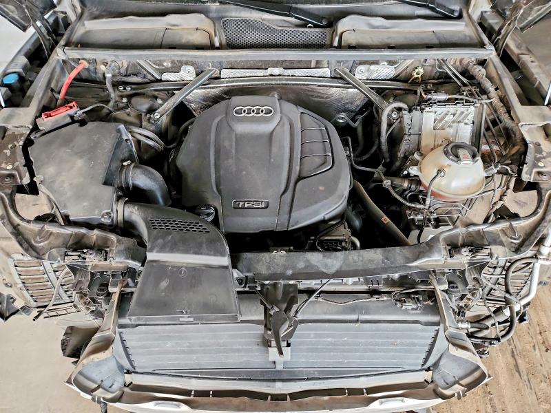 Фото 12 - AUDI Q5