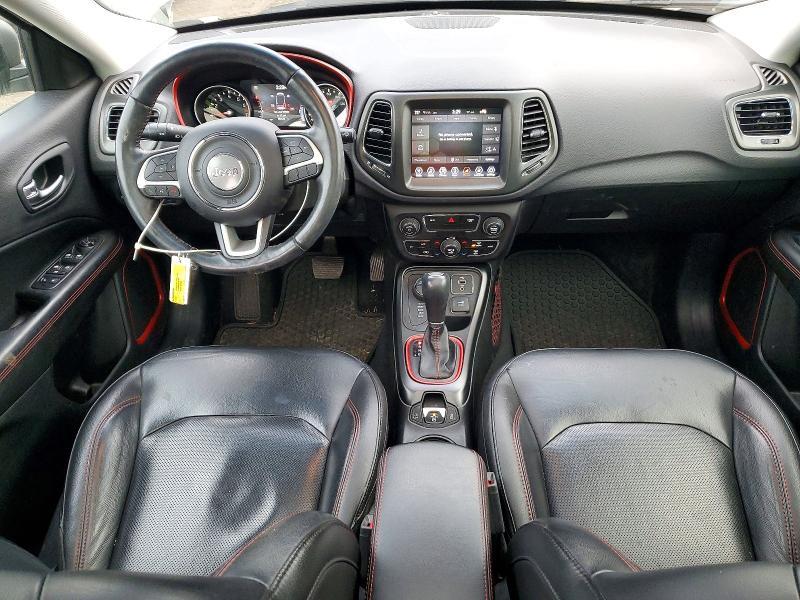 Фото 8 - JEEP COMPASS