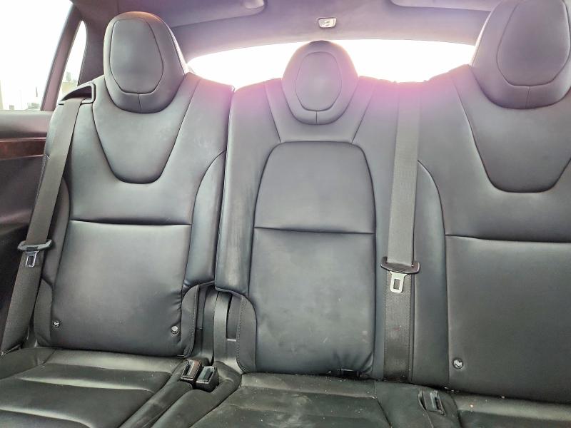 TESLA MODEL X 2018 VIN 5YJXCAE2XJF141831