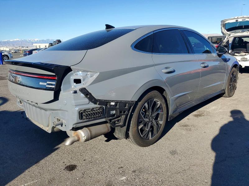 Фото 3 - HYUNDAI SONATA