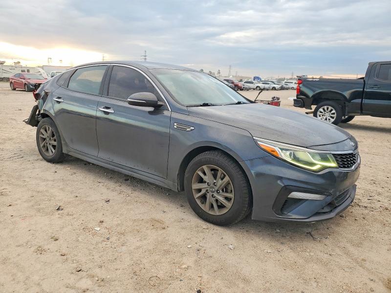 Фото 4 - KIA OPTIMA