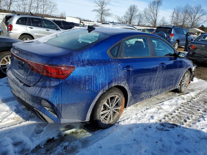 Фото 3 - KIA FORTE