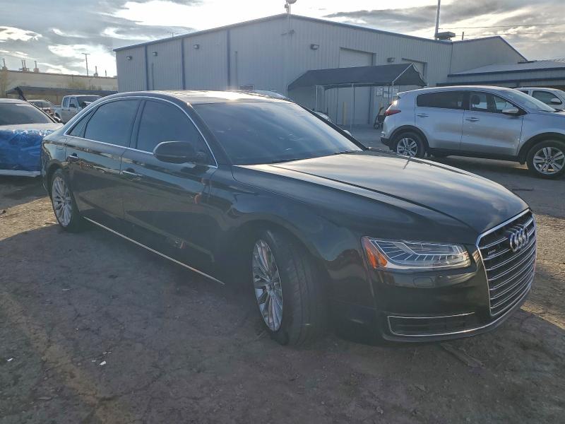 Фото 4 - AUDI A8