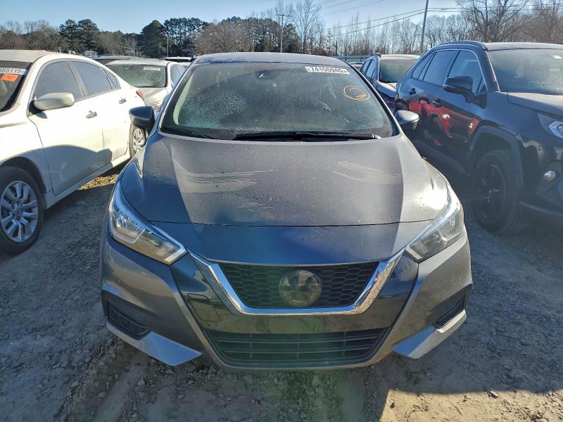 Фото 5 - NISSAN VERSA