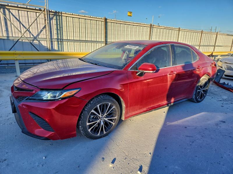 Фото 1 - TOYOTA CAMRY