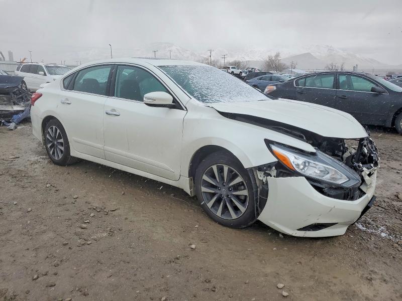 Фото 4 - NISSAN ALTIMA