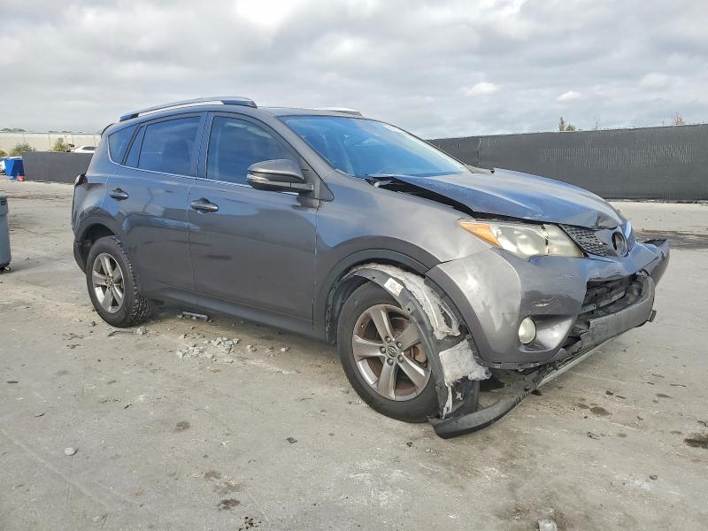Фото 4 - TOYOTA RAV4
