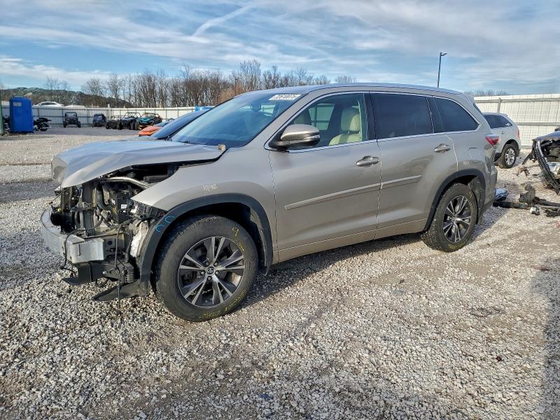 Фото 1 - TOYOTA HIGHLANDER