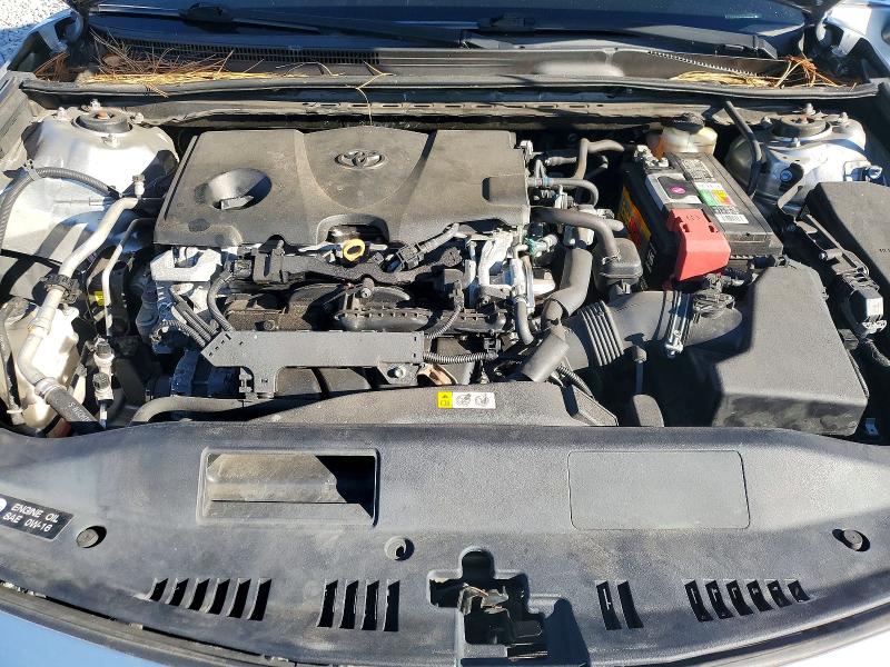 Фото 11 - TOYOTA CAMRY