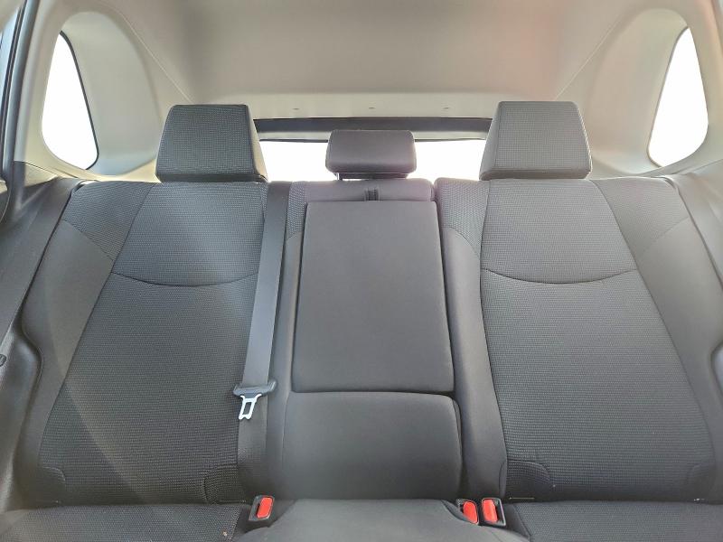 Фото 10 - TOYOTA RAV4