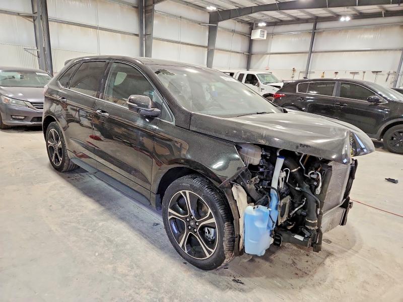 Фото 4 - FORD EDGE