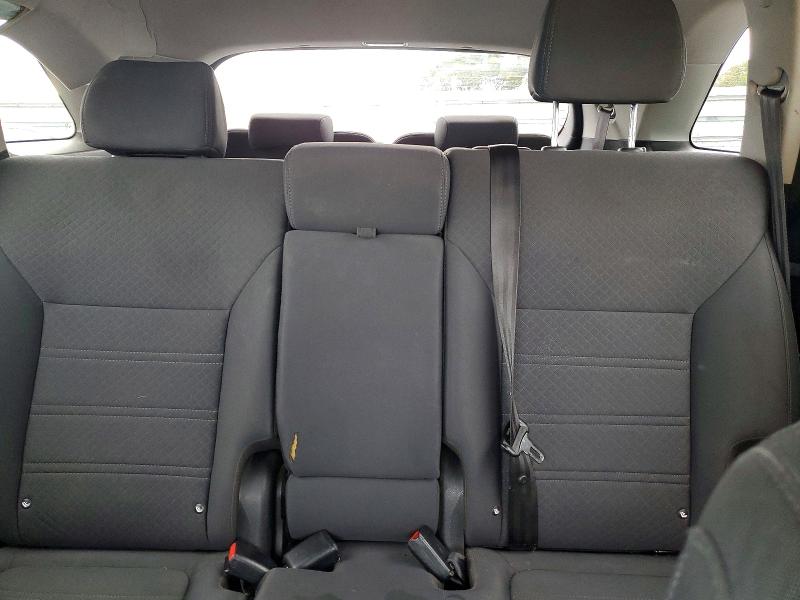 Фото 10 - KIA SORENTO