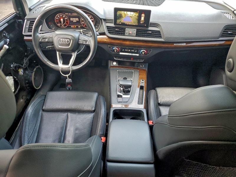 Фото 8 - AUDI Q5