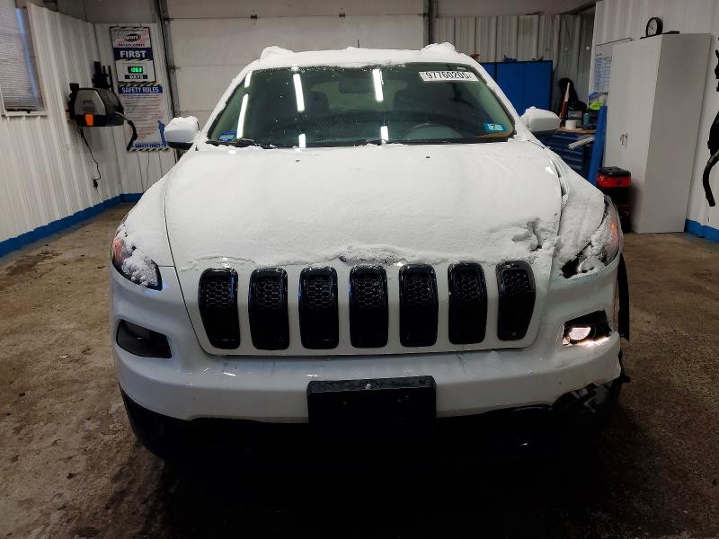 Фото 5 - JEEP GRAND CHER