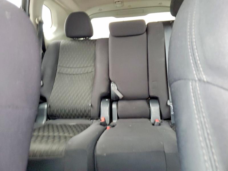 Фото 10 - NISSAN ROGUE