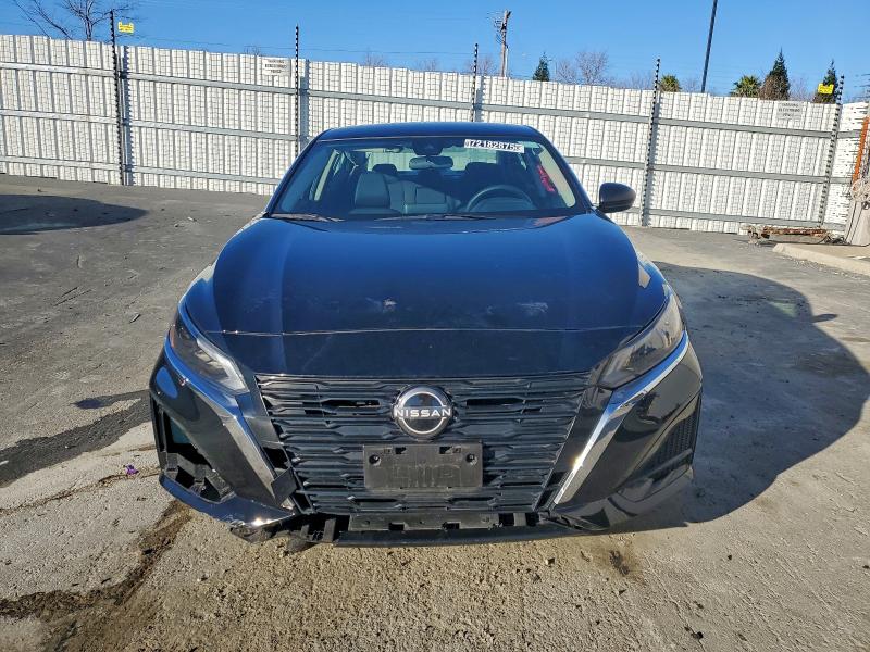 Фото 5 - NISSAN ALTIMA