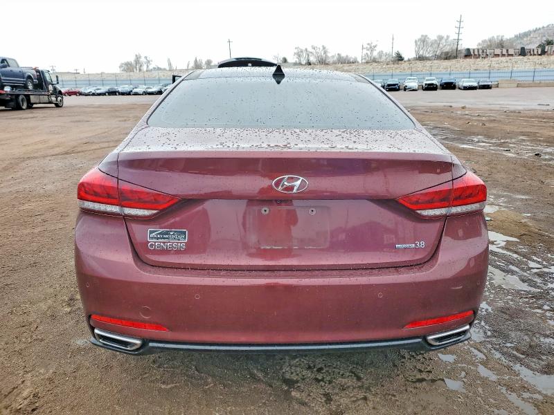 Фото 6 - HYUNDAI GENESIS