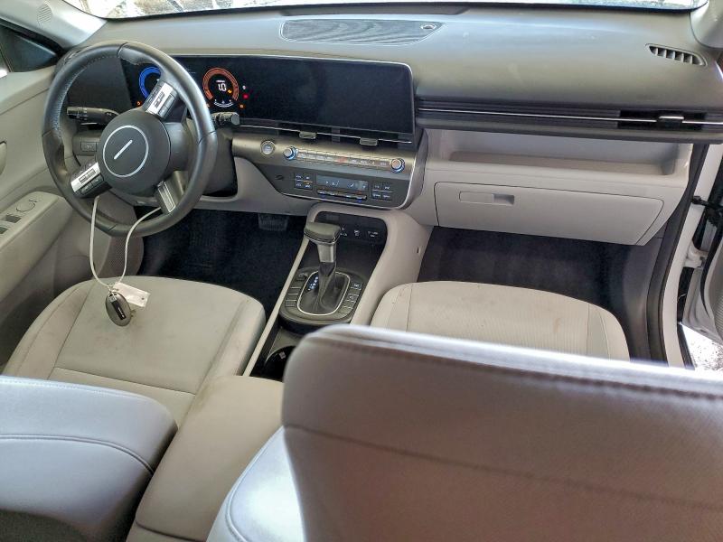 Фото 8 - HYUNDAI KONA