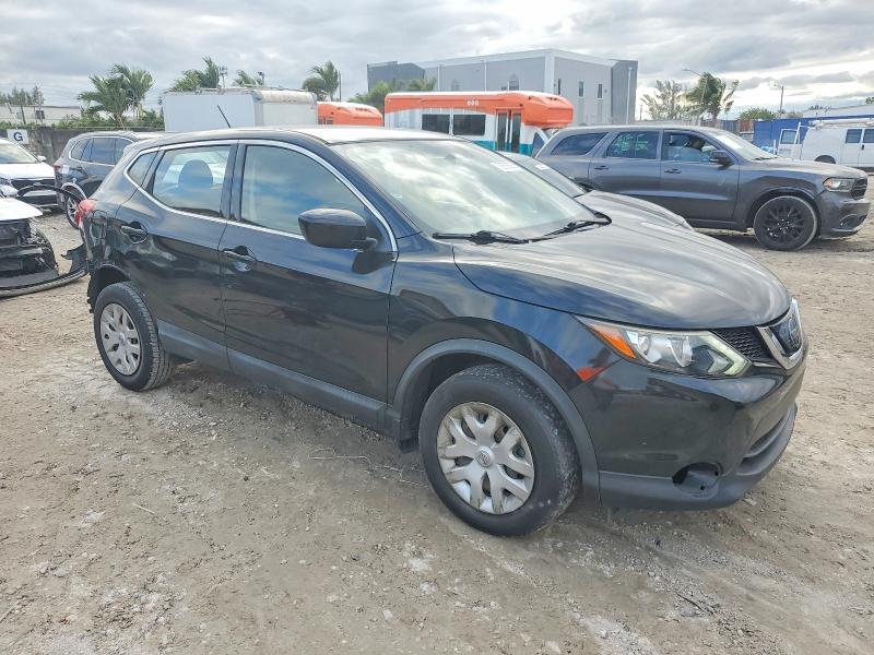 Фото 4 - NISSAN ROGUE