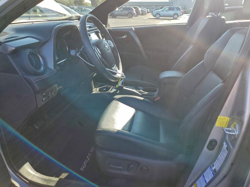 Фото 7 - TOYOTA RAV4