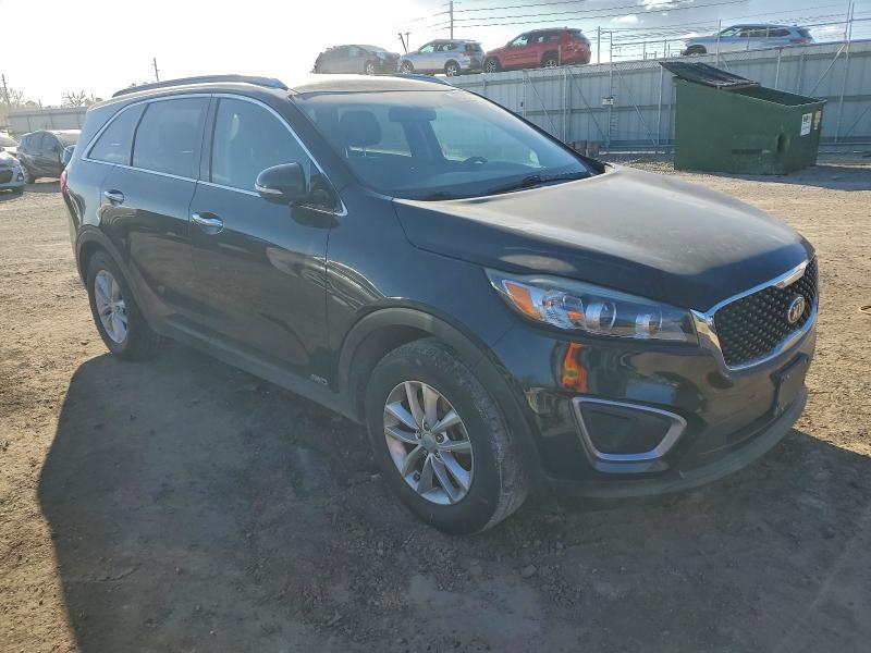 Фото 4 - KIA SORENTO