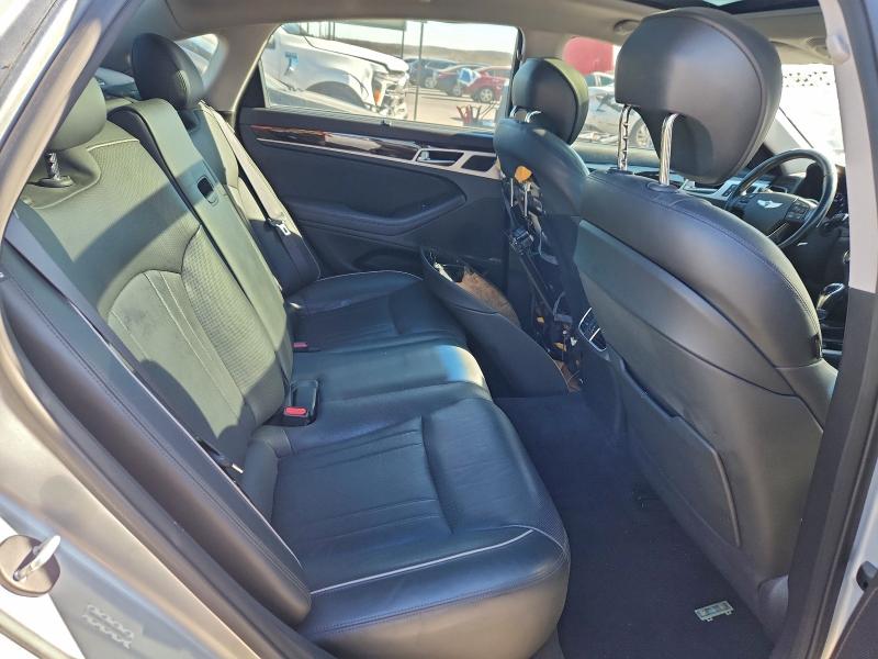 HYUNDAI GENESIS 2015 VIN KMHGN4JE2FU063521