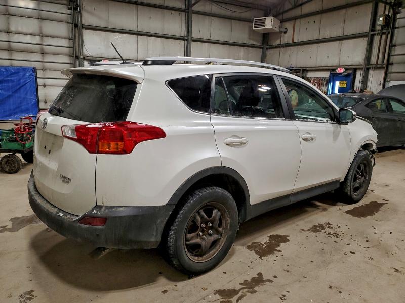 Фото 3 - TOYOTA RAV4