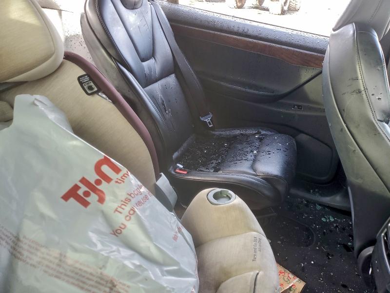 Фото 11 - TESLA MODEL X