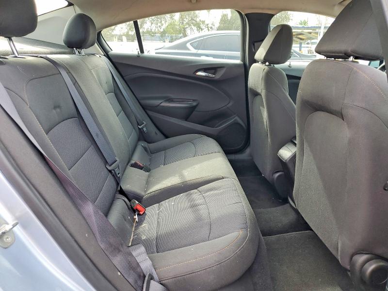 Фото 10 - CHEVROLET CRUZE