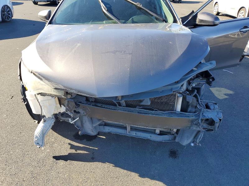 Фото 11 - TOYOTA CAMRY