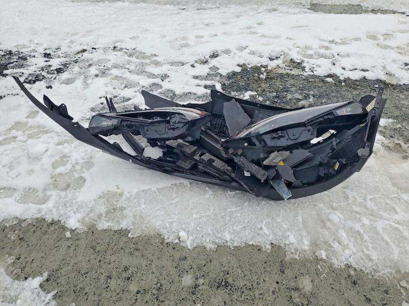 Фото 12 - HYUNDAI ELANTRA