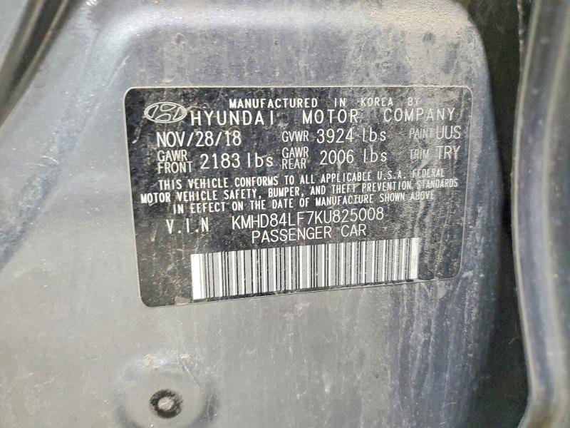 Фото 12 - HYUNDAI ELANTRA