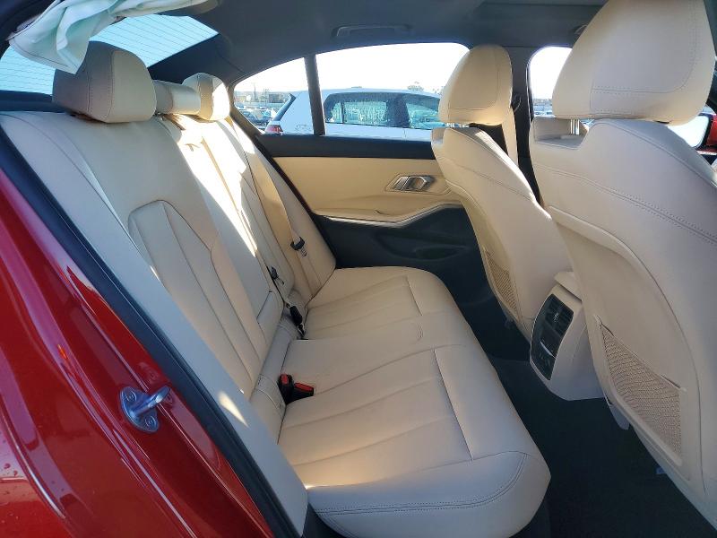 Фото 10 - BMW 3 SERIES